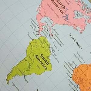 Meet your Posher, Gloria