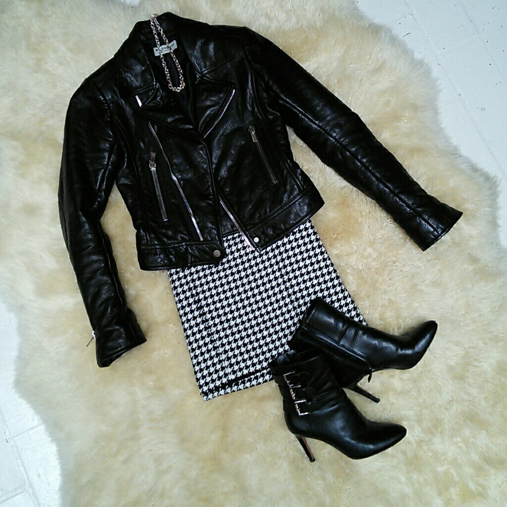 The Limited  Hounds Tooth mini skirt