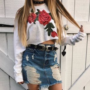 Double buckle black belt