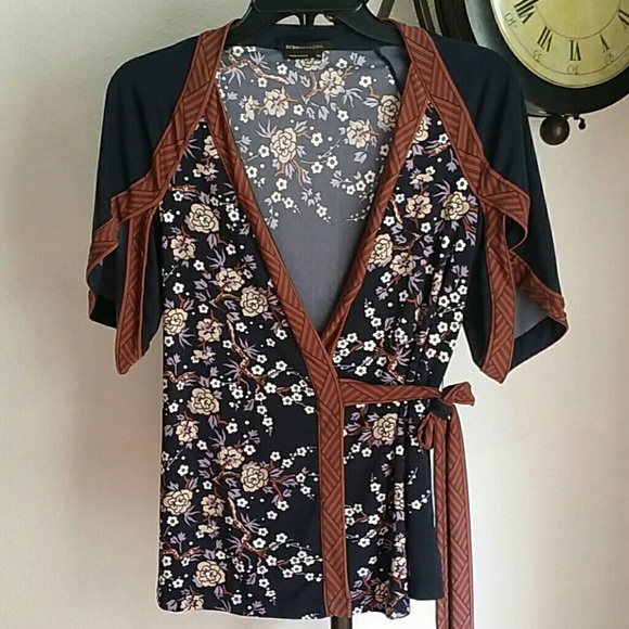 BCBGMaxAzria Tops - BCBGMaxAzria top