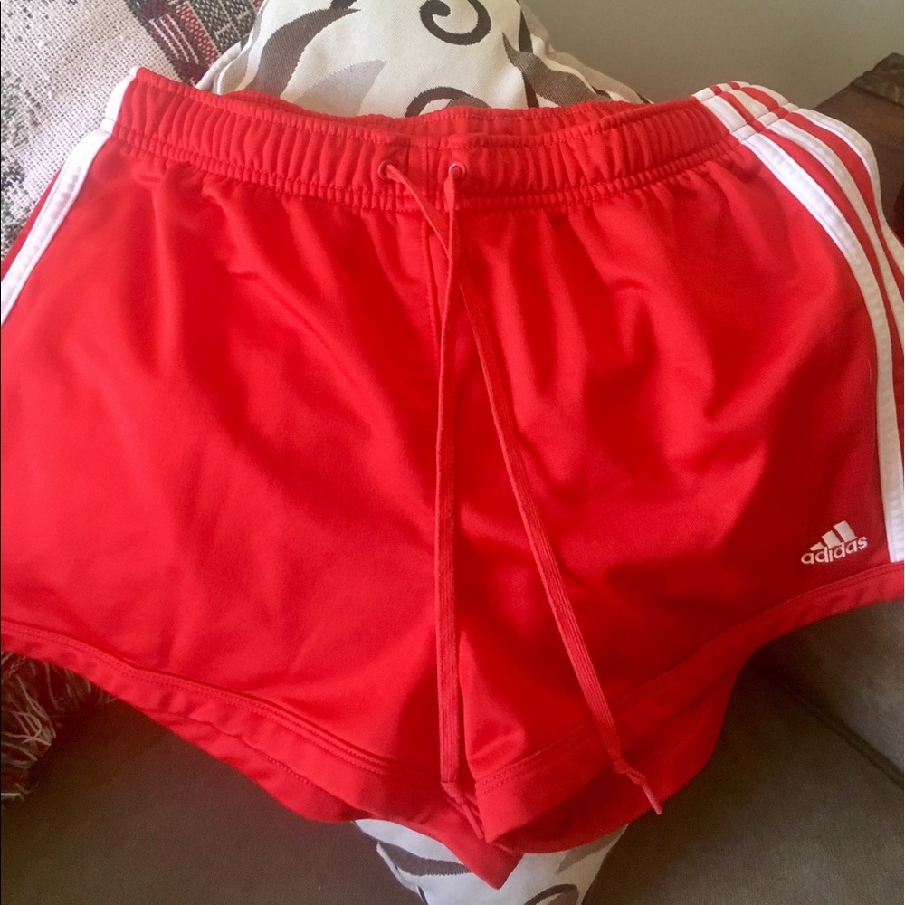 Adidas shorts excellent condition-
