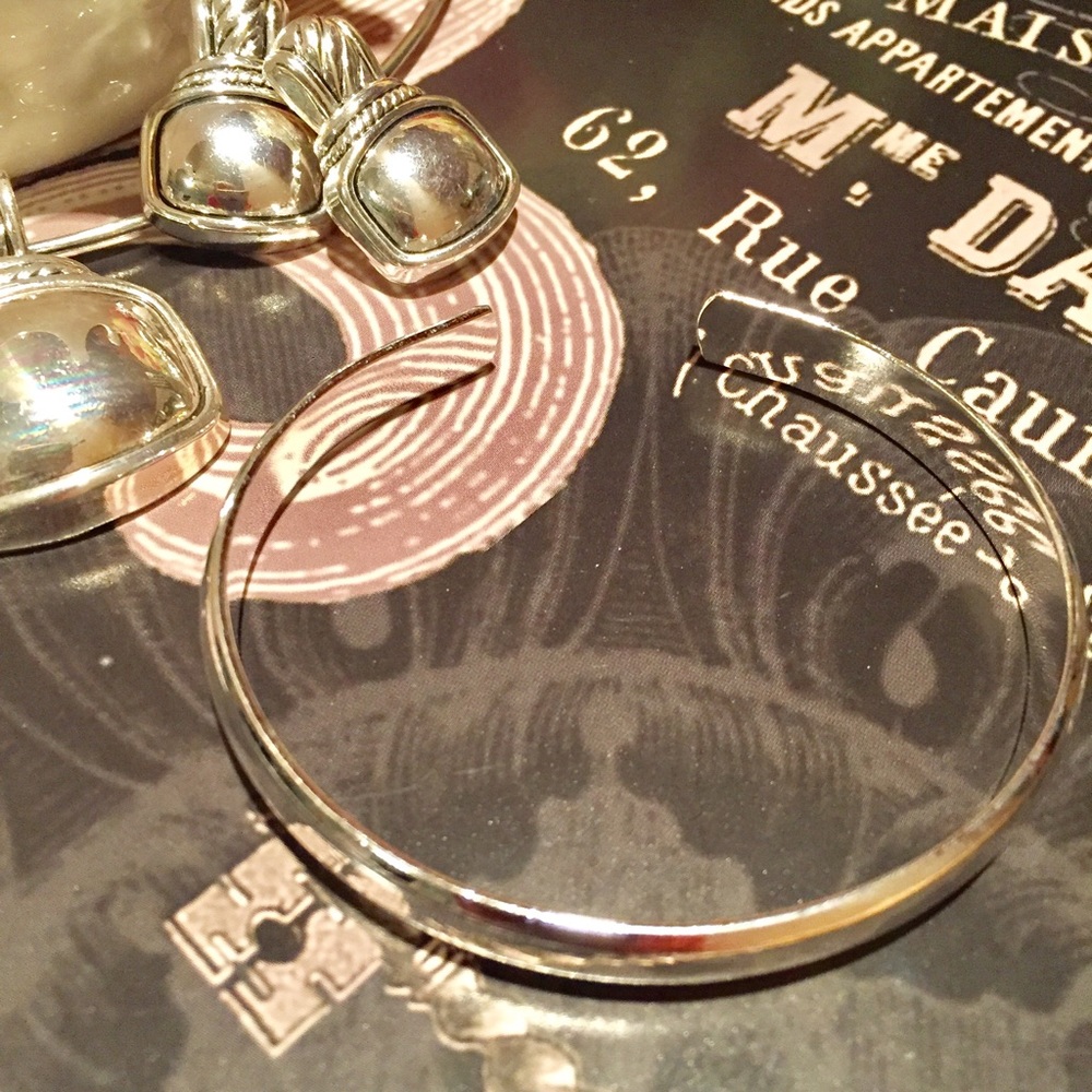 The Everyday Collection Too" bangle!