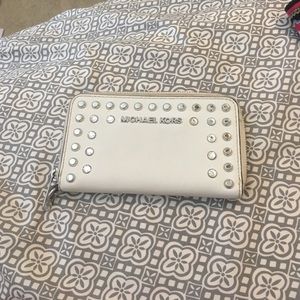 Micheal Kors wallet