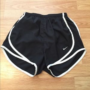 NIKE DRI-FIT SHORTS