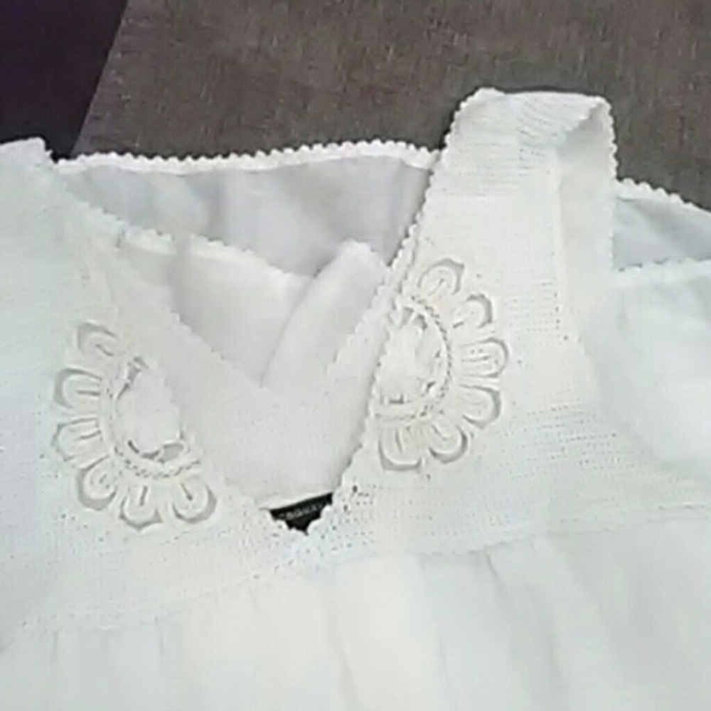 BCBGMaxAzria White Summer Shift Dress