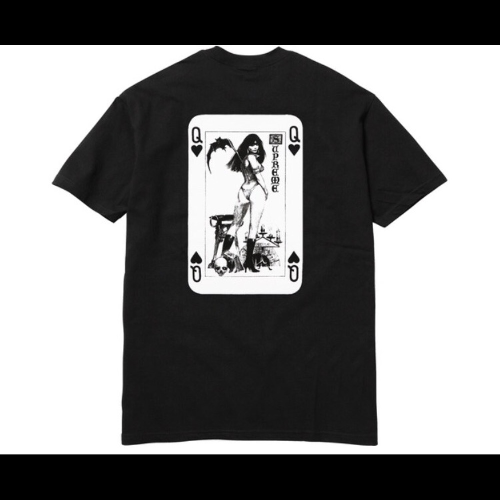 ❄️SOLD❄️supreme vampirella card tee