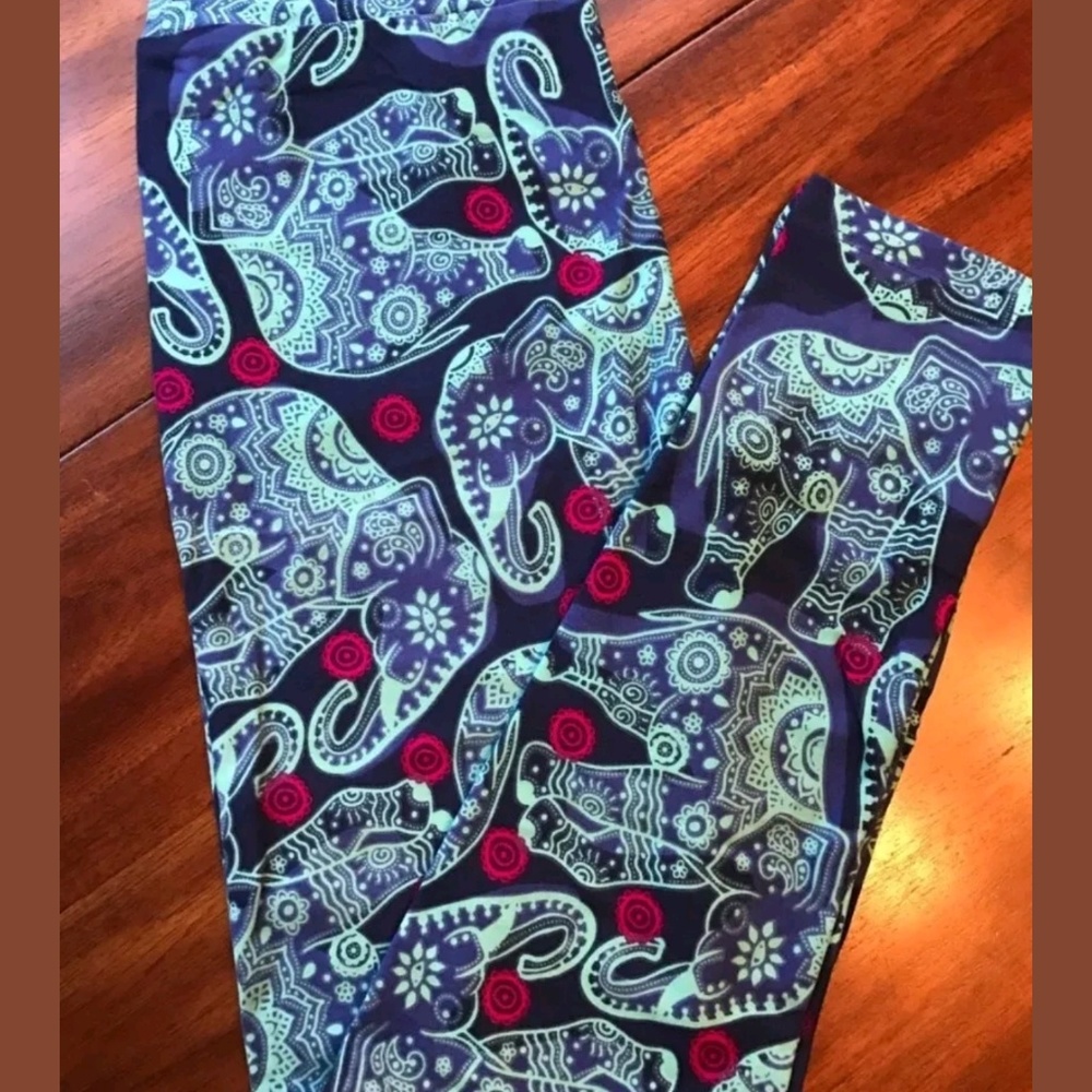 LULAROE MOSAIC ELEPHANTS OS