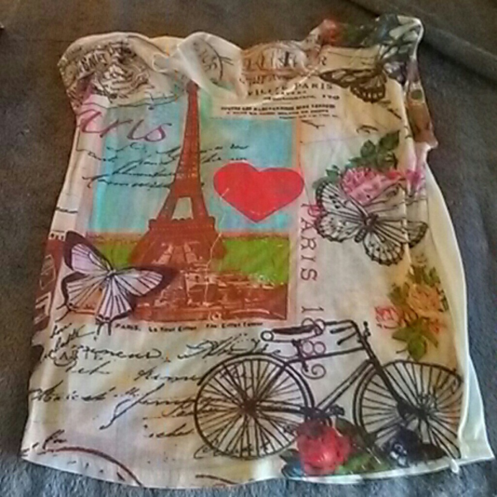 T-shirt