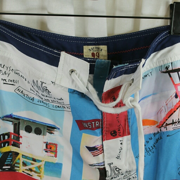 MENS NAUTICA BOARD SHORTS SIZE 36 - Picture 2 of 3