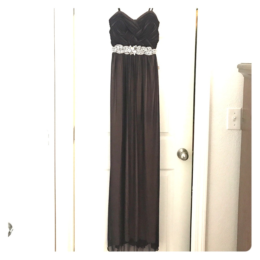 Size 1 purple floor length prom dress.