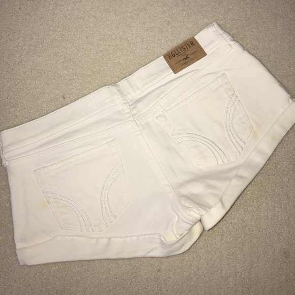 Women's Hollister White Jean Shorts - Picture 2 of 4