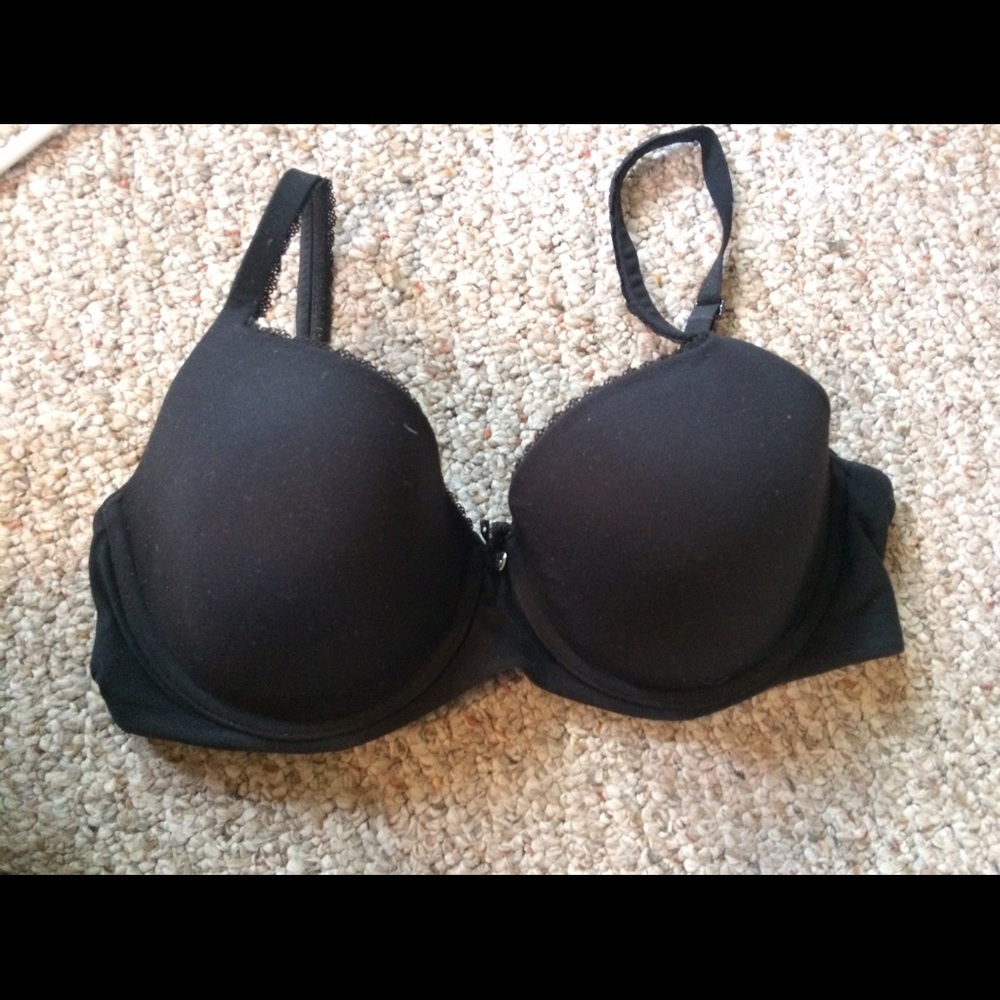Victoria secret 'body by Victoria lined demi' bra!