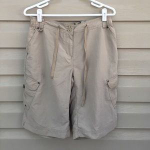 TCM nature gear women's Khaki shorts $5/25