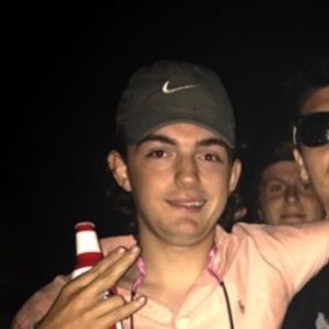 Meet your Posher, Adam