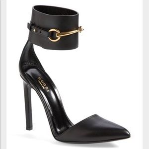 AUTHENTIC pre-owned GUCCI pointy toe pumps