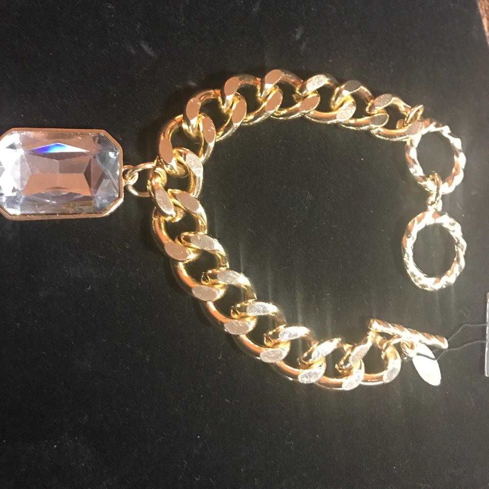 Heavy Gold toned, double toggle, chain bracelet