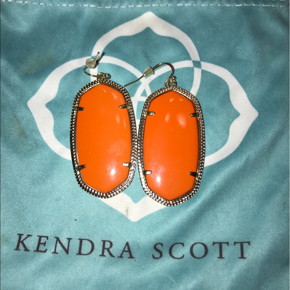 Kendra Scott Danielle Earrings