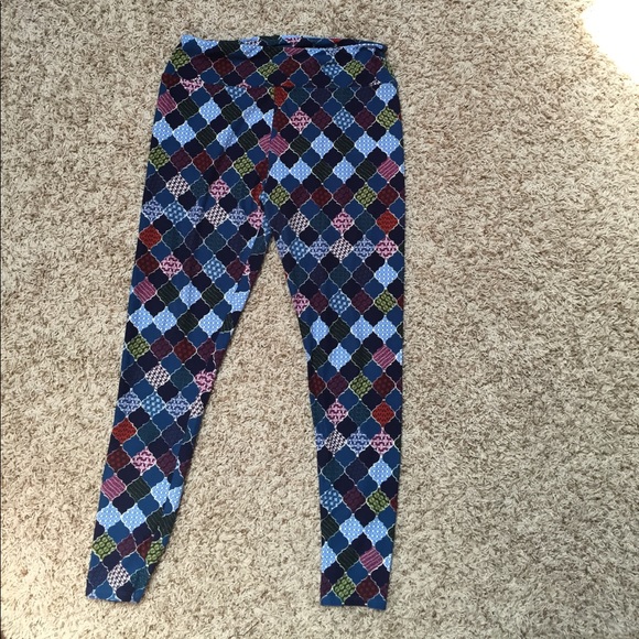 Used LulaRoe Leggings - Picture 2 of 7