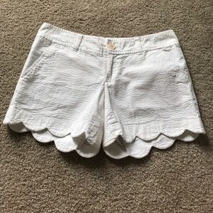 Lilly Pulitzer scalloped edge shorts