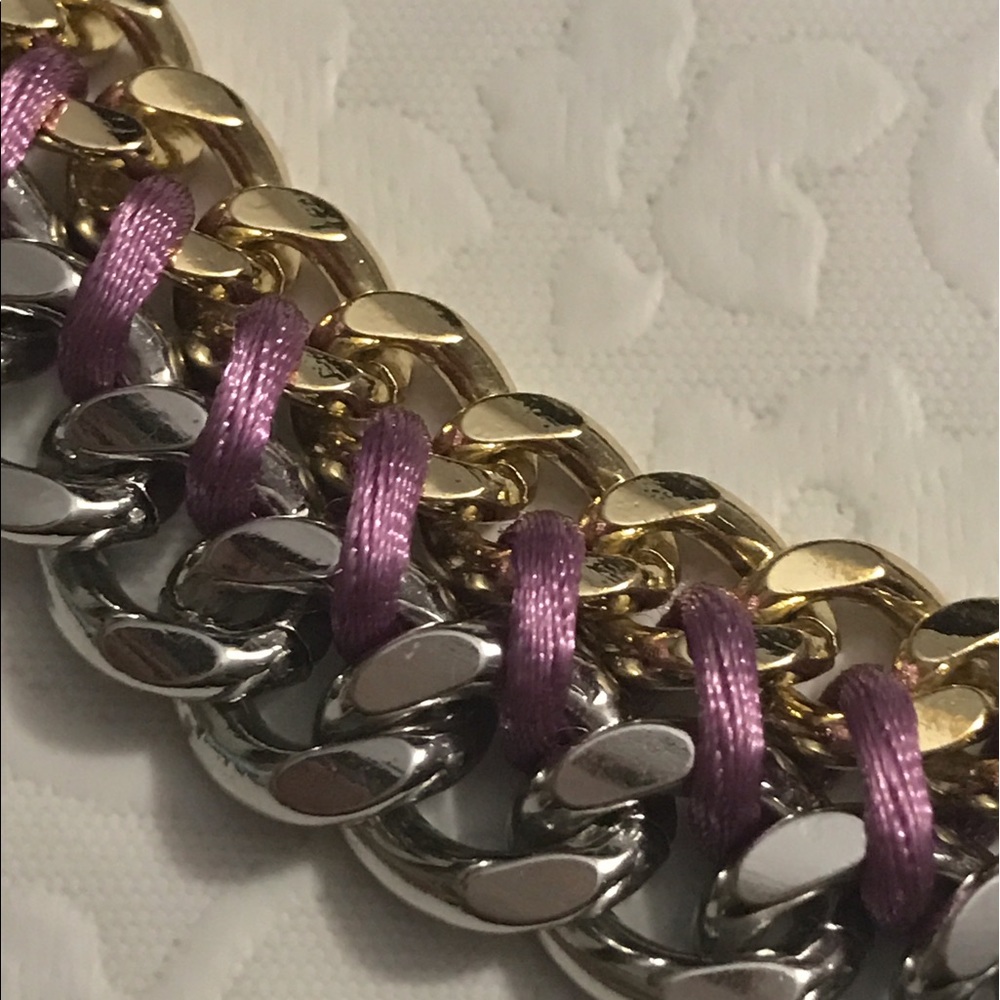 Must Have Necklace - Picture 5 of 6