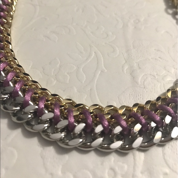 Must Have Necklace - Picture 2 of 6