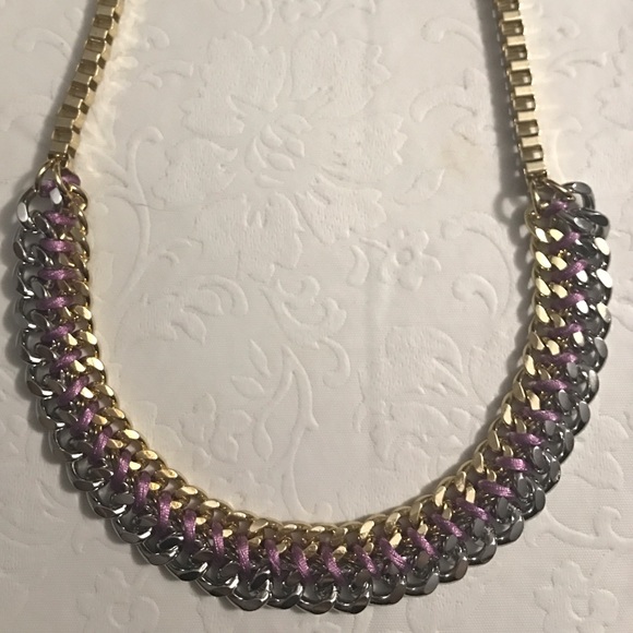 Must Have Necklace - Picture 3 of 6