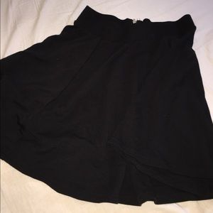 H&M Black A-line skirt XS