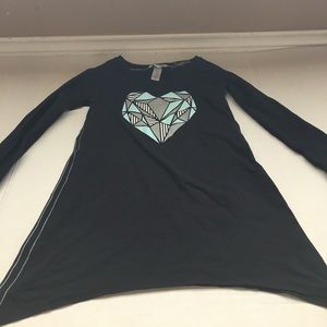 Ivivva shirt