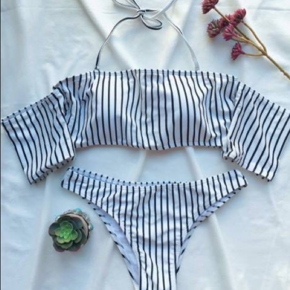 Bathing Suit (Top&Bottom Together) - Picture 1 of 1