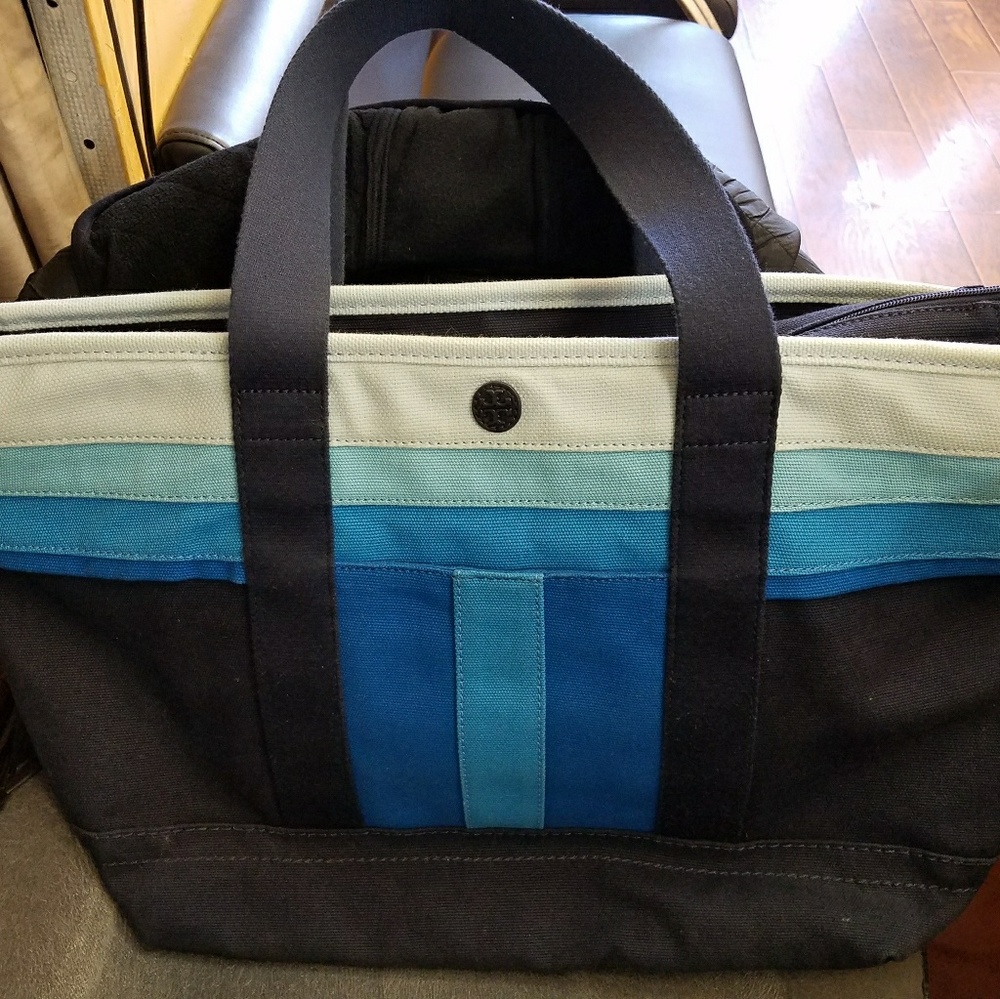 Authentic tory burch tote