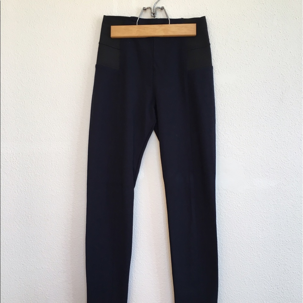 Zara navy leggings with elastic waist detail