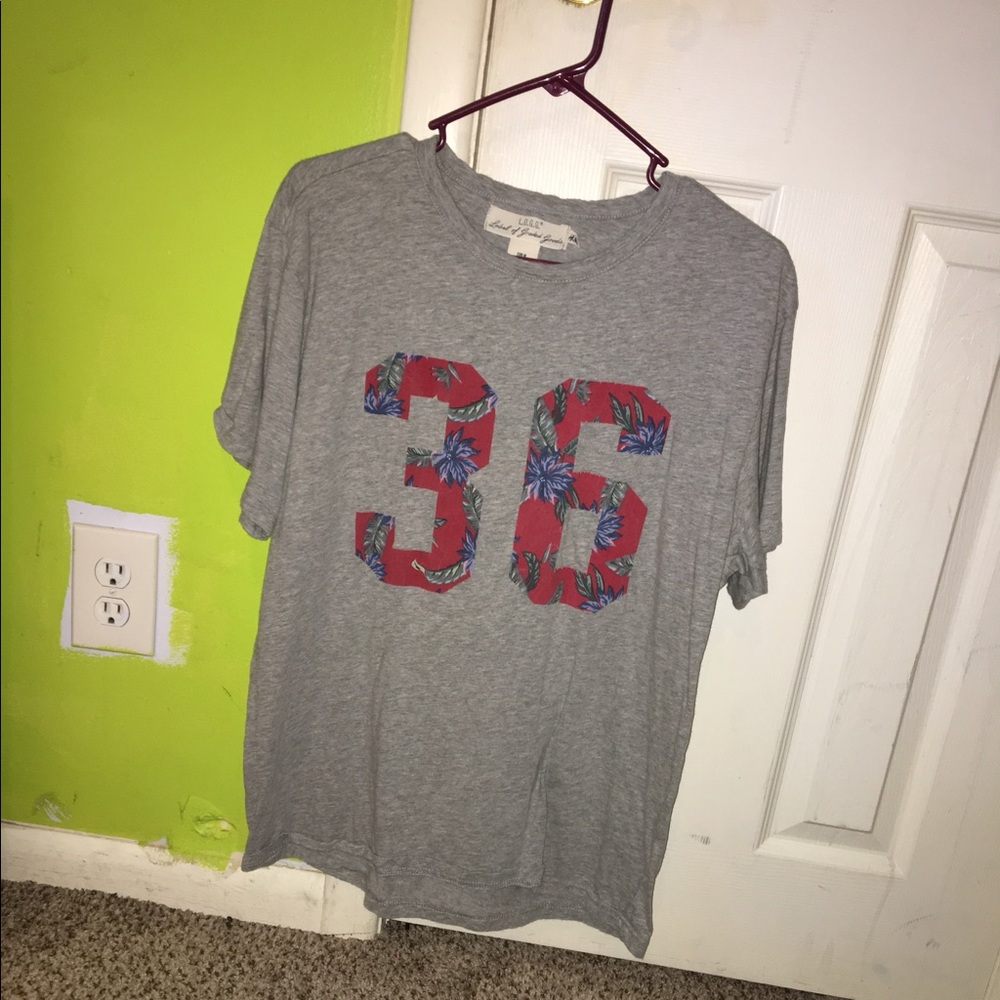 H&M "36" T shirt