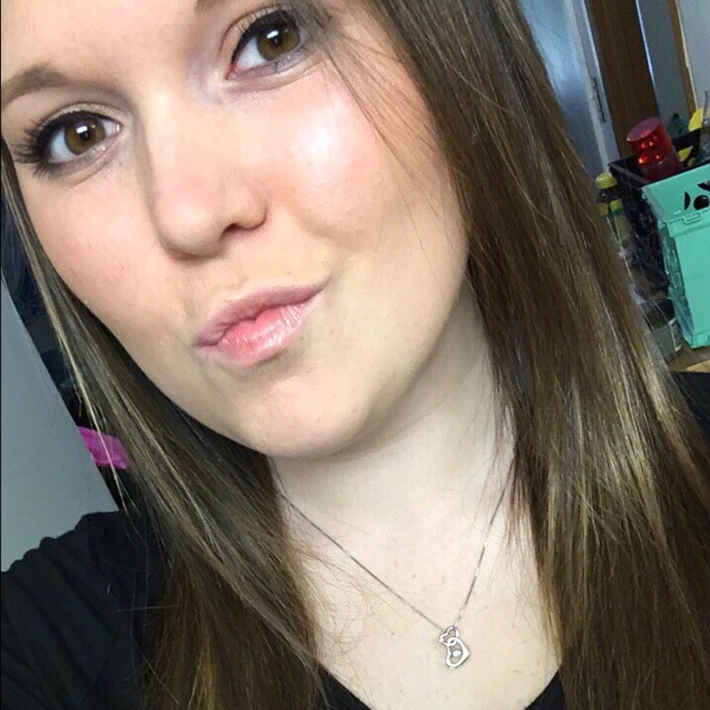 Meet your Posher, Kait