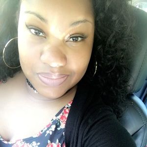 Meet your Posher, Natasha