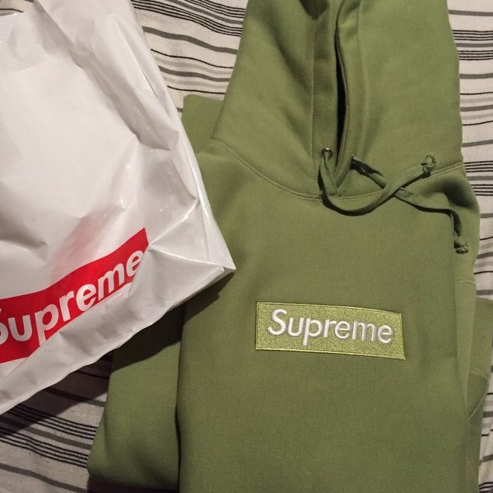 Supreme olive green bogo