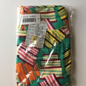 LuLaRoe one size birthday leggings