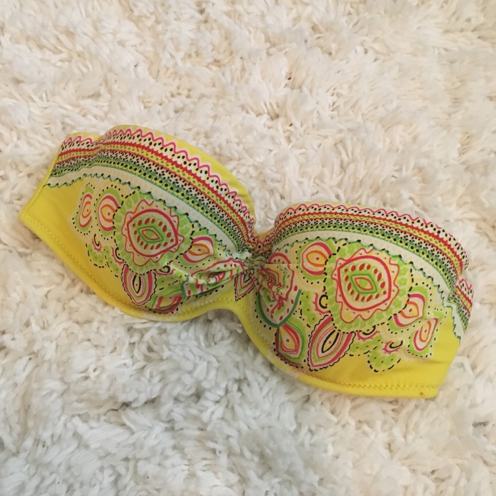 Super cute bathing suit top