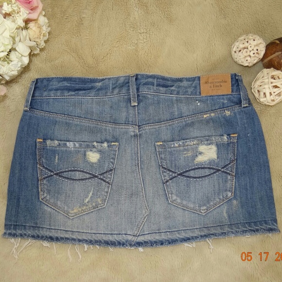 Abercrombie and Fitch Jean Skirt - Picture 2 of 4