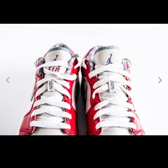 Sneakers - Picture 4 of 4