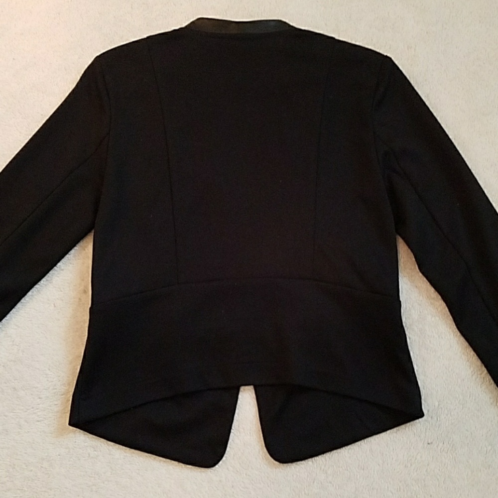 Attention Open Jacket - Picture 6 of 6