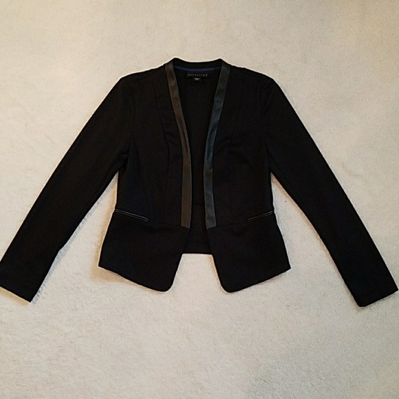 Attention Open Jacket - Picture 2 of 6