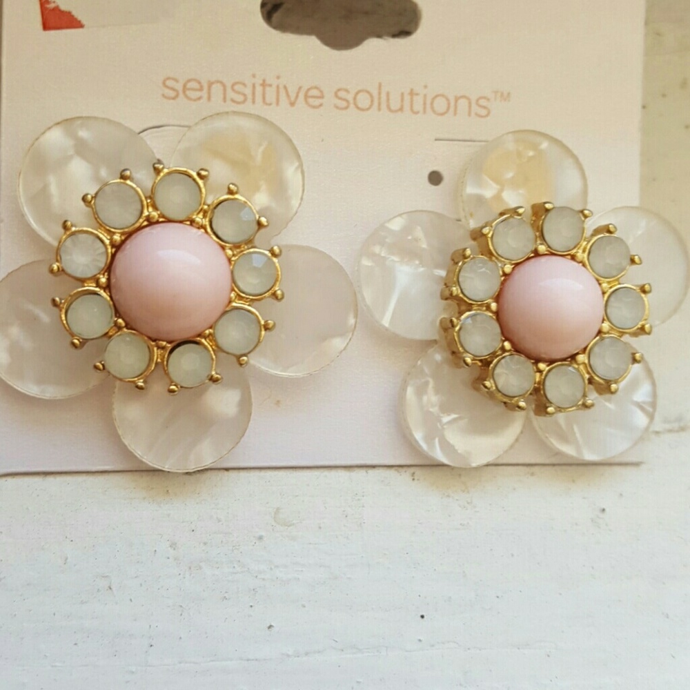 70s inspired Flower Earrrings