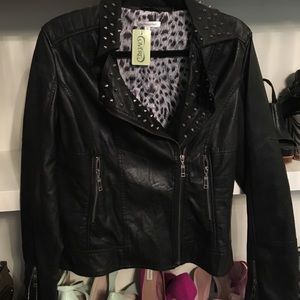 NWT black vegan leather moto jacket. Size 14.