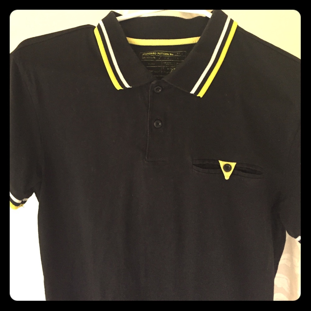 Sharp black/yellow trim London polo shirt