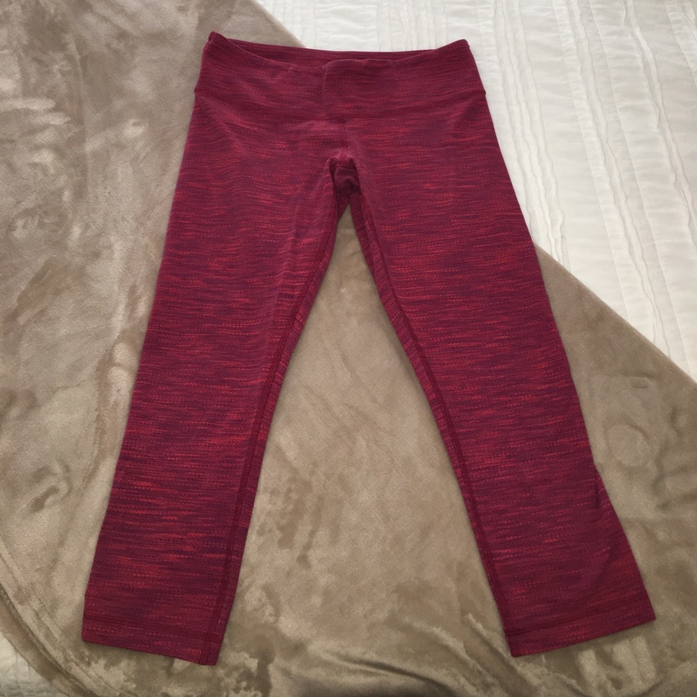 Lululemon crops