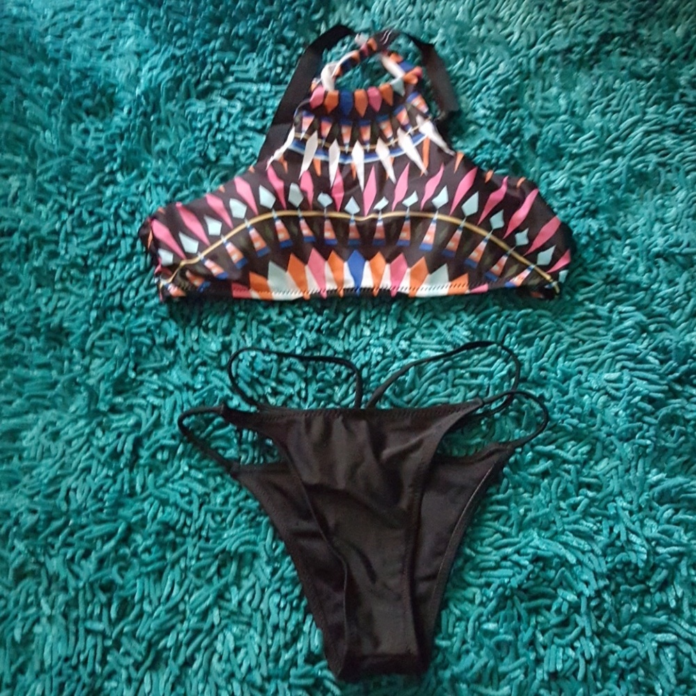 Bikini sport wear Kris cross back size md