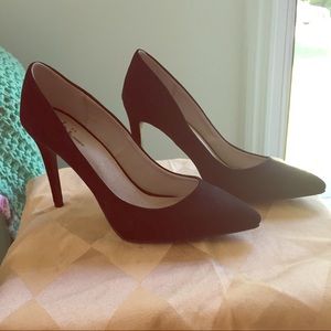 Shii black suede heels from journeys! Never worn!