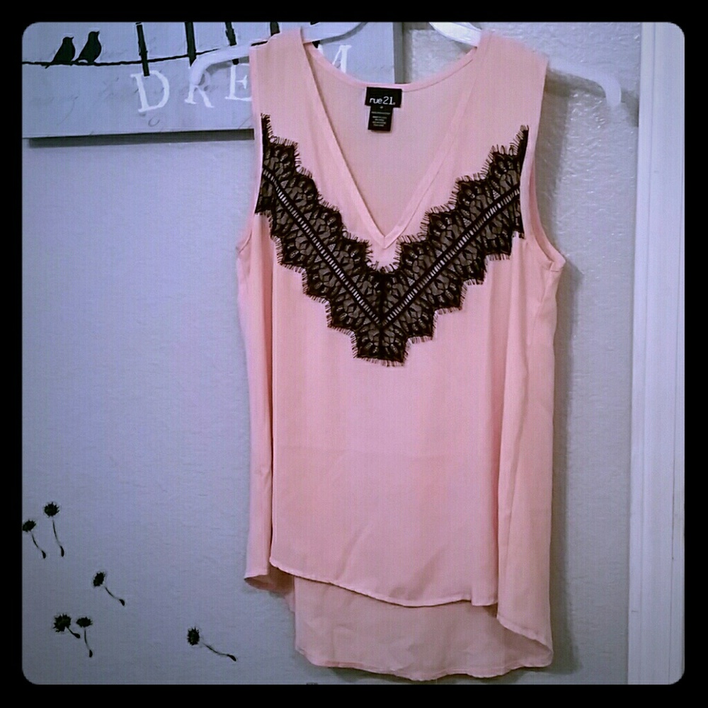 Peach tank top!