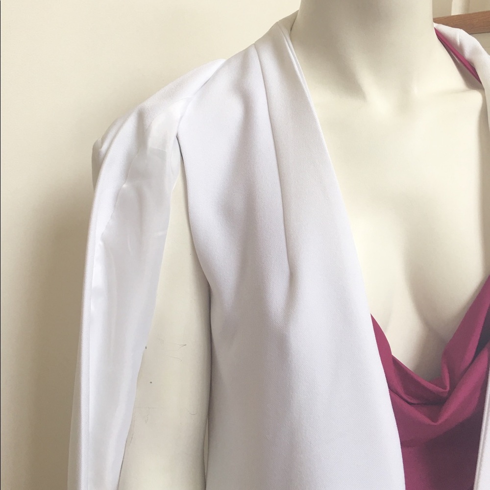 ❗️1 Left | Women's White Cape Blazer - Picture 6 of 8