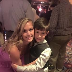 Meet your Posher, Lindsey